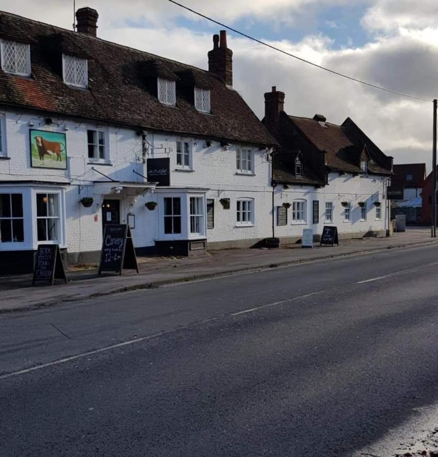 The Bull Hotel Downton  Bagian luar foto