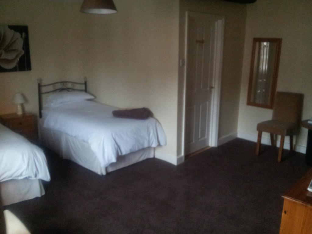The Bull Hotel Downton  Ruang foto